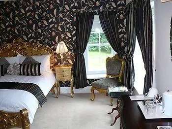 High Dalby House & Cottages